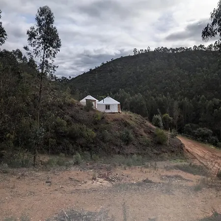 Dom wakacyjny Cosy Nature Yurt Retreat In The Algarve Countryside Portimão