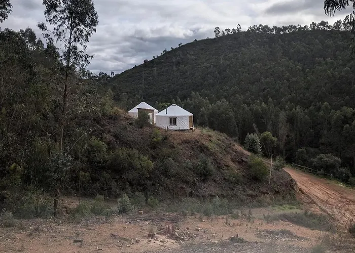 Casa de Férias Cosy Nature Yurt Retreat In The Algarve Countryside Portimão