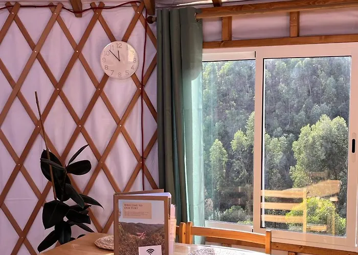 Casa de Férias Cosy Nature Yurt Retreat In The Algarve Countryside